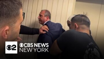 Live: Brad Lander speaks after being arrested by ICE agents in NYC.