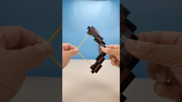 Making a Minecraft Bow with LEGO Bricks! #lego #legomoc #minecraft