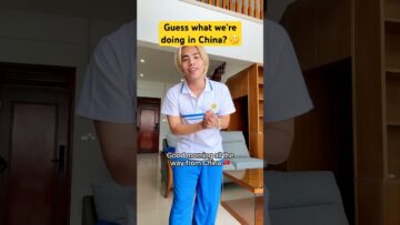 I’m going to school in CHINA! 😳