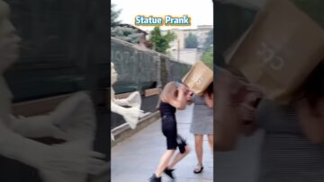 Statue prank #foryou #funny #bushmanprank #prank #bushmanscare