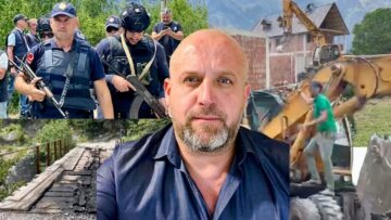 Plas “lufta” në Theth! Molotov dhe flakë ndaj IKMT, gazetari sjell pamjet e përplasjes…